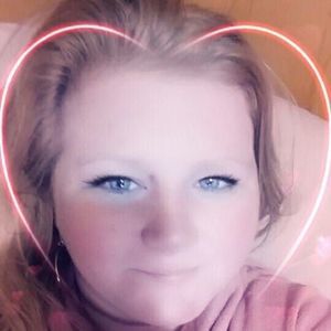 Meet your Posher, Alyson